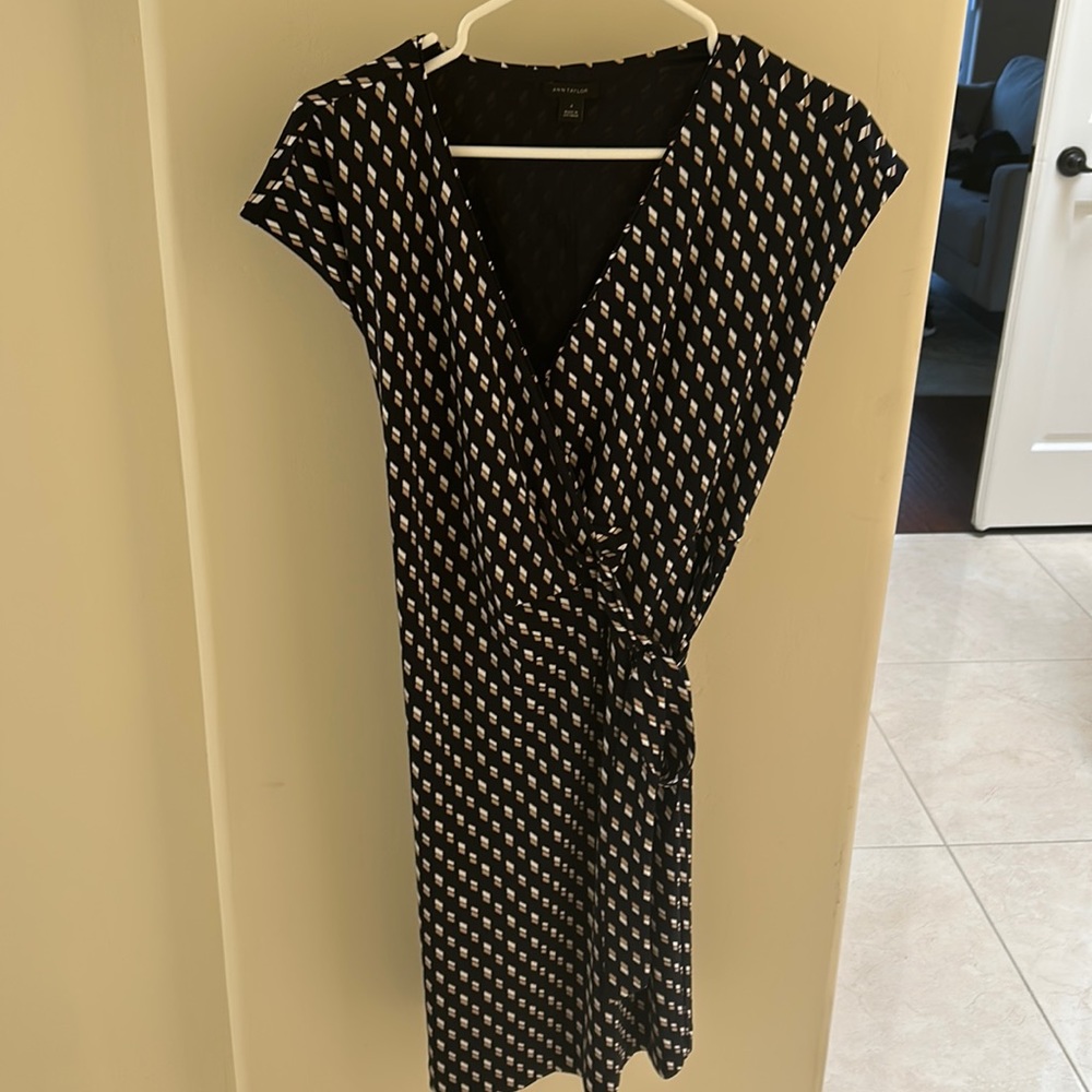 Mini work dress Ann Taylor size 4
